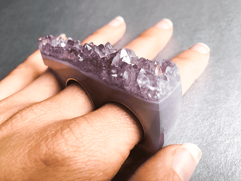 Amethyst Crystal Point Mid-height - Power & Protection Ring Size 5.5
