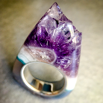 Quartz Crystal Point Power & Protection Ring size 4.5