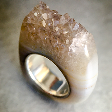 Quartz Crystal Point Power & Protection Ring size 4.5